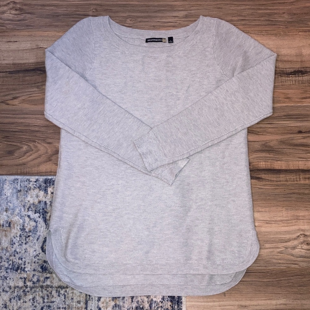 #108. Sweaterworks Women’s Light Gray Crewneck Sweater